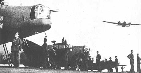 Samoloty bombowe Wellington z 300 dywizjonu bombowego
